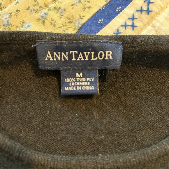 Cashmere Sweater - Picture 3 of 4